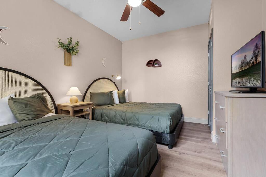 Designer Corner Suite 3Br/2Ba - Disney, Universal, Convention Center & Seaworld أورلاندو المظهر الخارجي الصورة