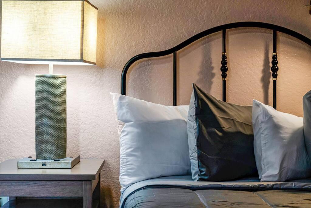 Designer Corner Suite 3Br/2Ba - Disney, Universal, Convention Center & Seaworld أورلاندو المظهر الخارجي الصورة